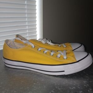 Converse All Star yellow size 8 no box